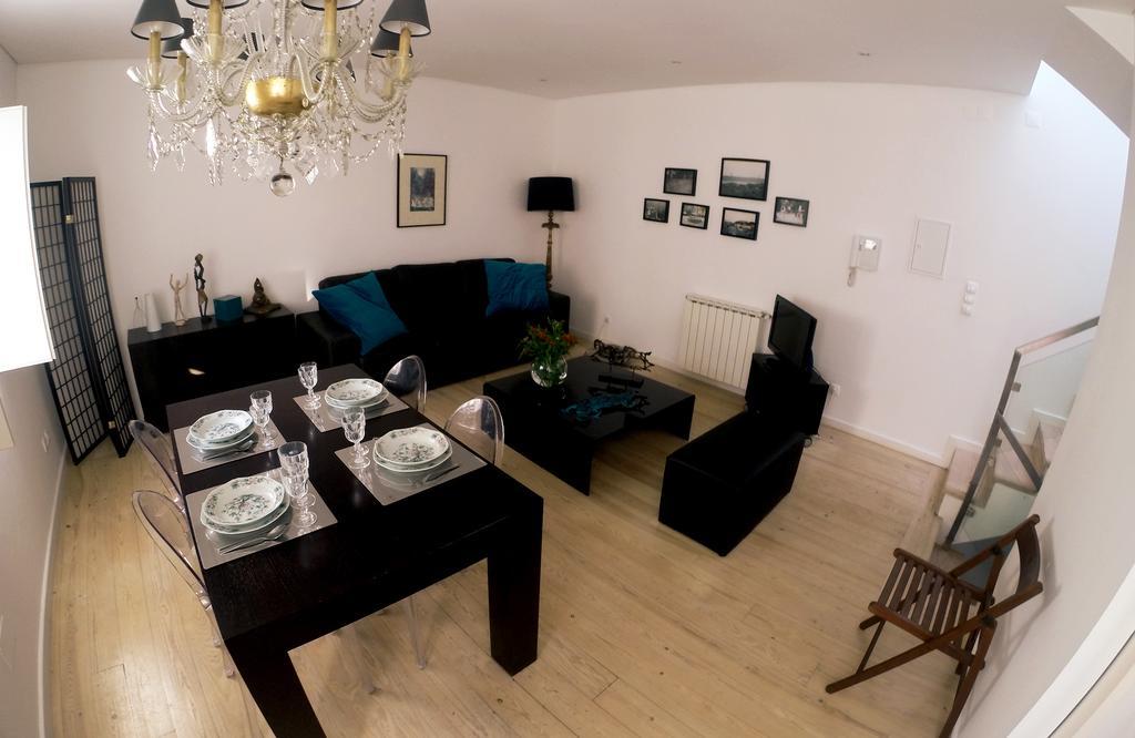 Triplex With Garage - Praca Das Flores ลิสบอน ห้อง รูปภาพ