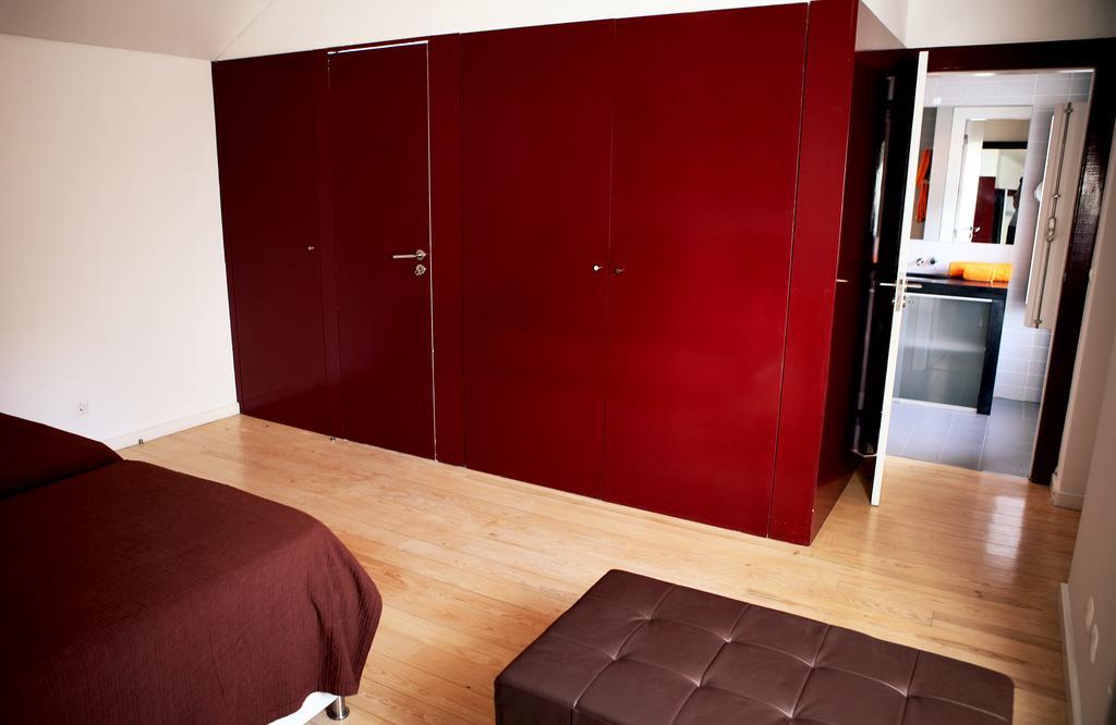 Triplex With Garage - Praca Das Flores ลิสบอน ห้อง รูปภาพ